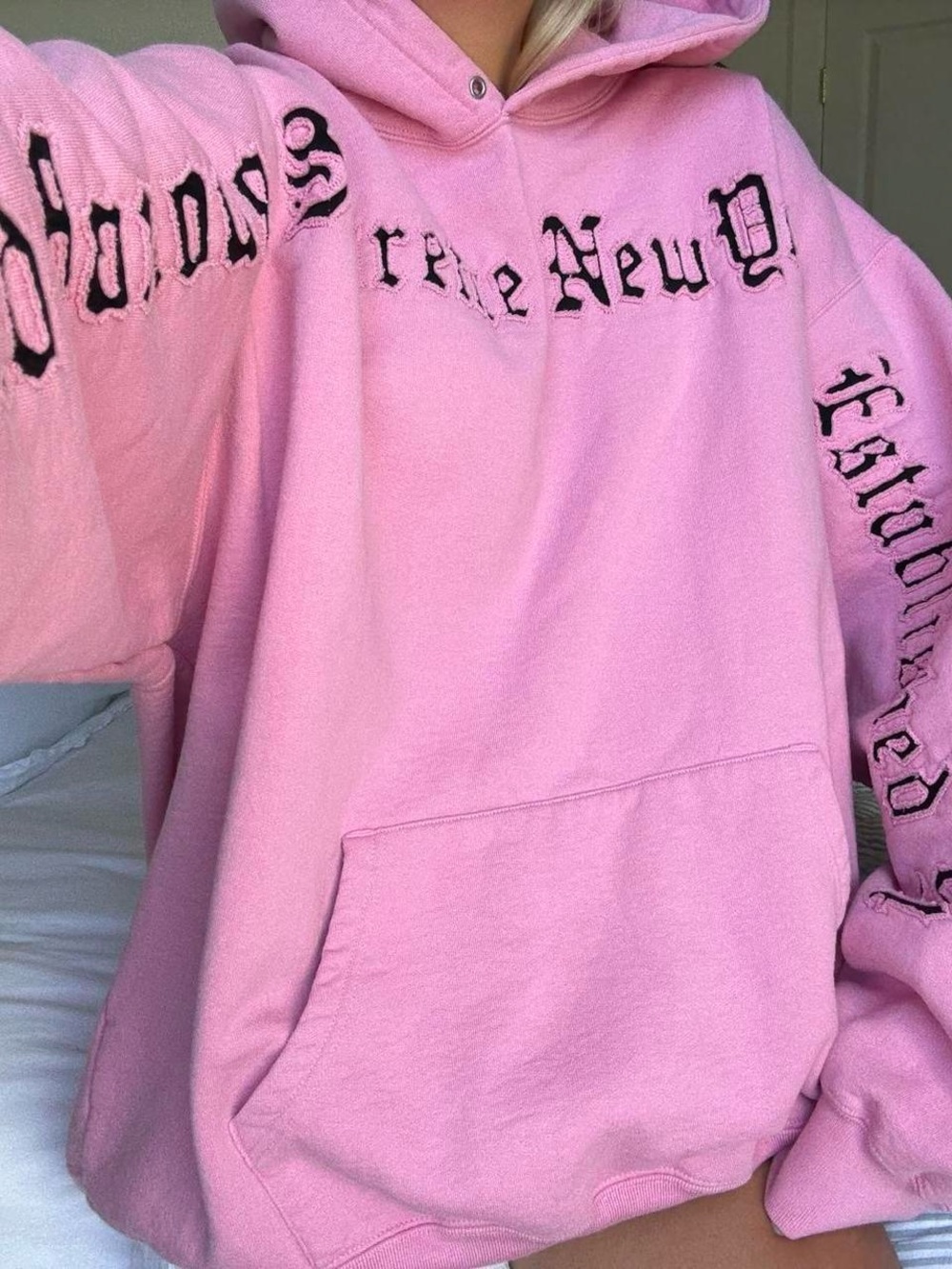 SUPREME Pink Oversized Hooded Sweatshirt hoodie with embroidered Script